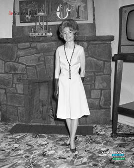 010 - Femme coiffure