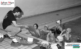 Personnes dans la piscine
