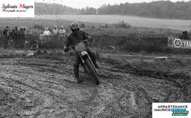 Pilote de motocross