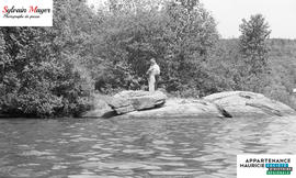 Personnes près de l'eau